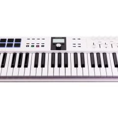 Arturia Keylab Essential 61 Mk3 Beyaz Midi Klavye  Pigments Hediyeli